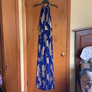 Gorgeous blue & gold formal dress!